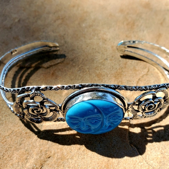 New Carved Double Moon Face 925 Silver Bracelet. - Picture 6 of 11